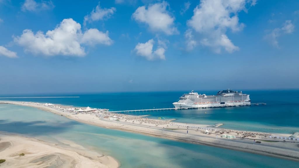 جزیره سیر بنی یاس